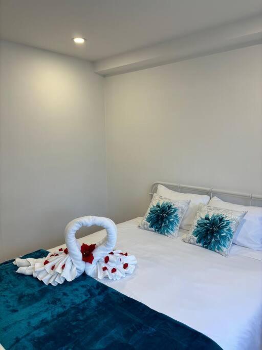 Cozy Spacious Work Friendly Lotus With Garden View High Speed Free Wi Fi And Parking Adjacent To Downtown 몬트리올 외부 사진