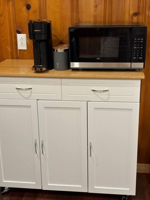 Cozy Spacious Work Friendly Lotus With Garden View High Speed Free Wi Fi And Parking Adjacent To Downtown 몬트리올 외부 사진