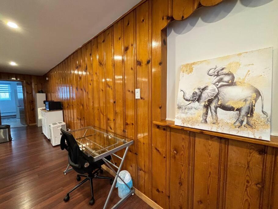 Cozy Spacious Work Friendly Lotus With Garden View High Speed Free Wi Fi And Parking Adjacent To Downtown 몬트리올 외부 사진